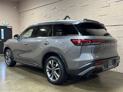 2023 INFINITI QX60 LUXE