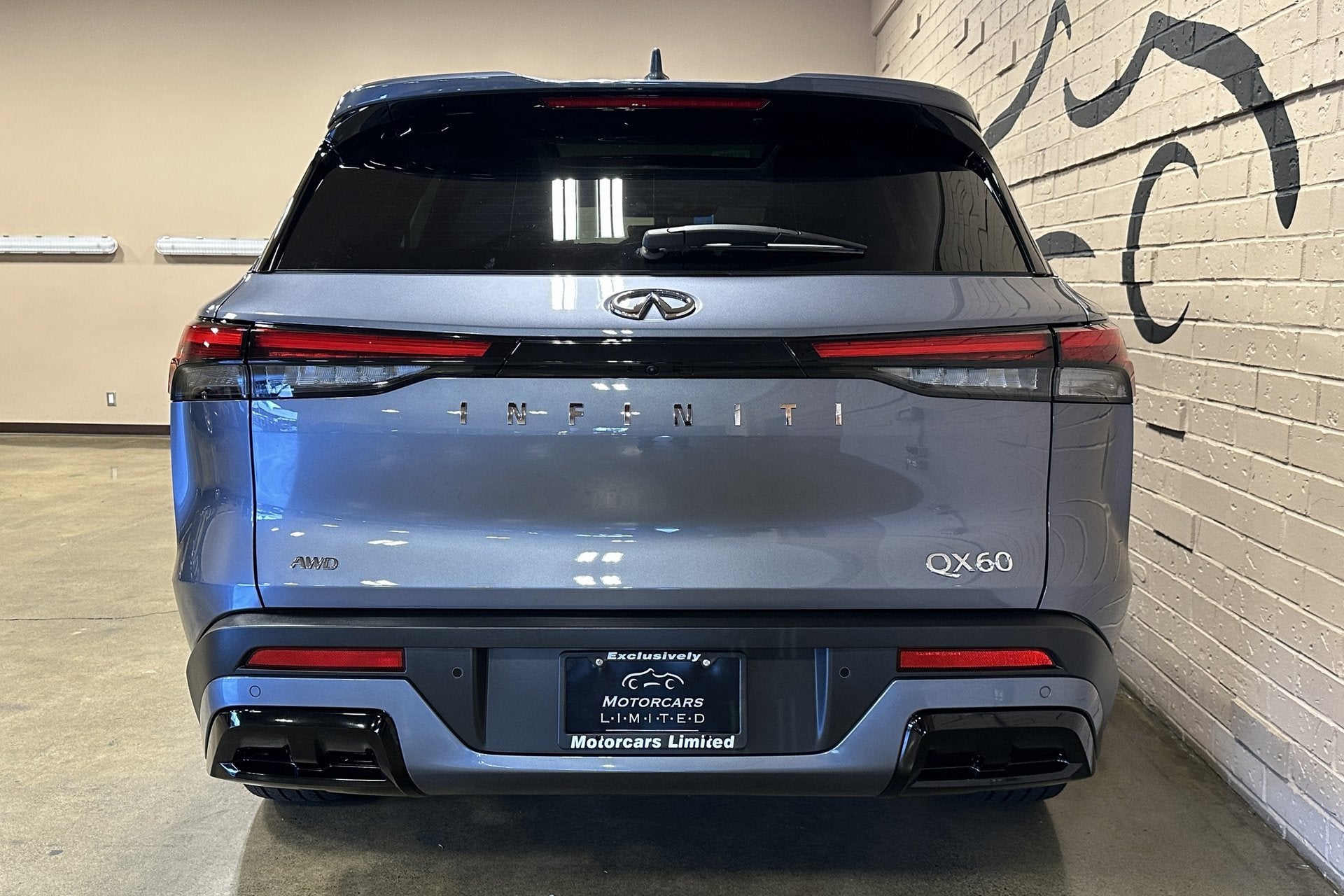 2023 INFINITI QX60 LUXE
