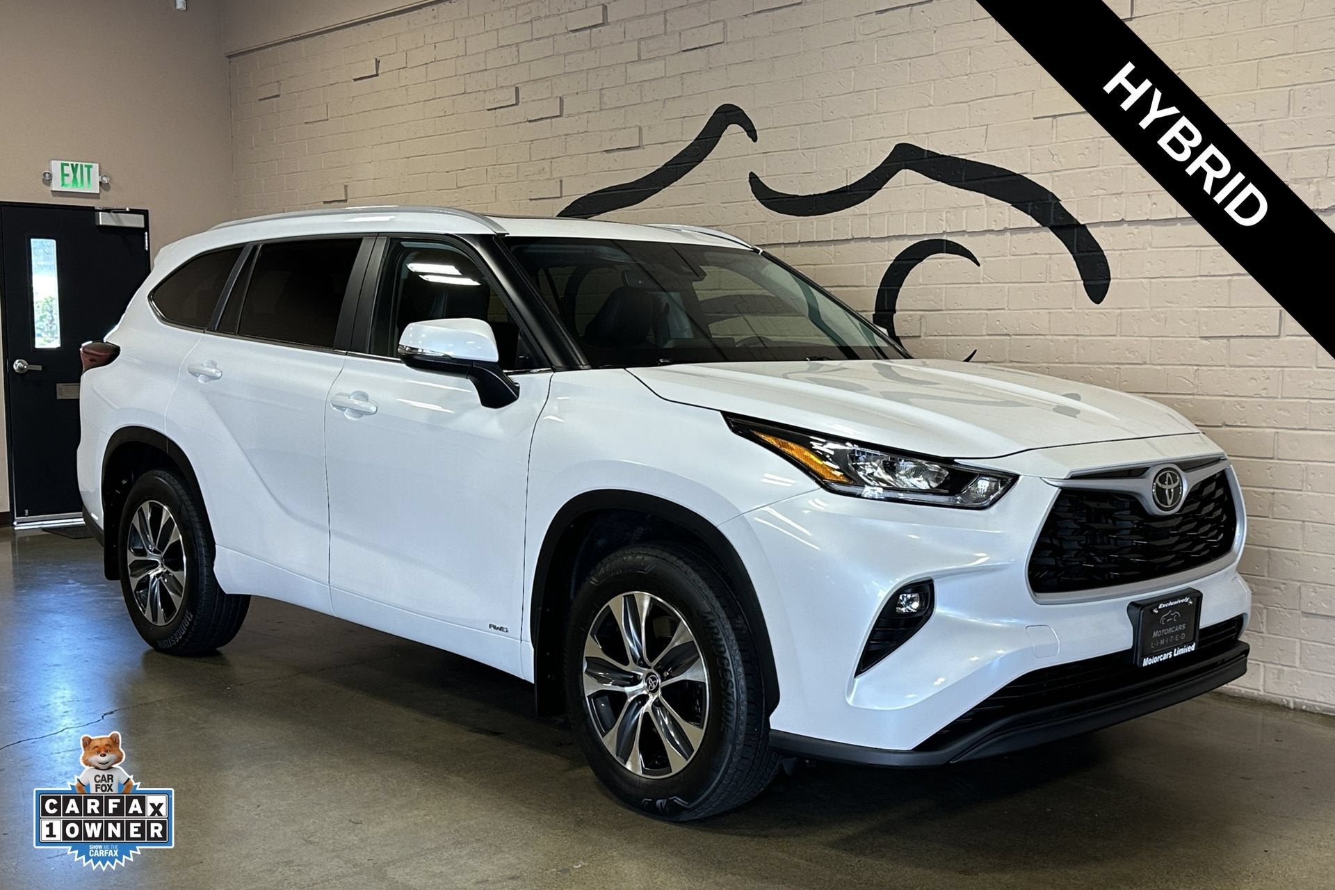 2025 Toyota Highlander Hybrid XLE