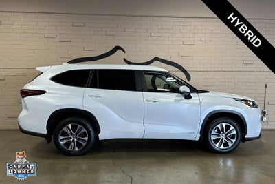 2025 Toyota Highlander Hybrid XLE