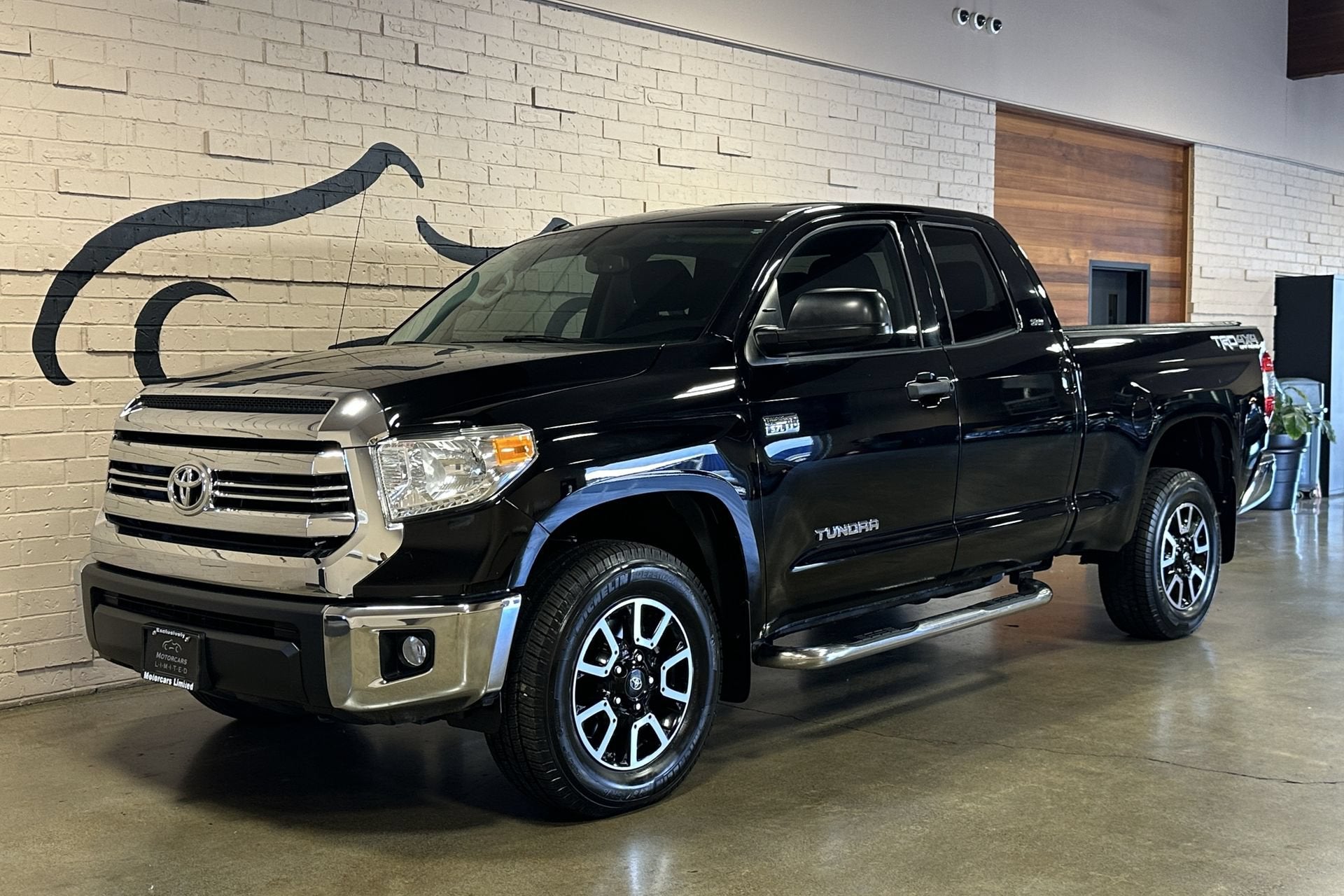 2016 Toyota Tundra SR5