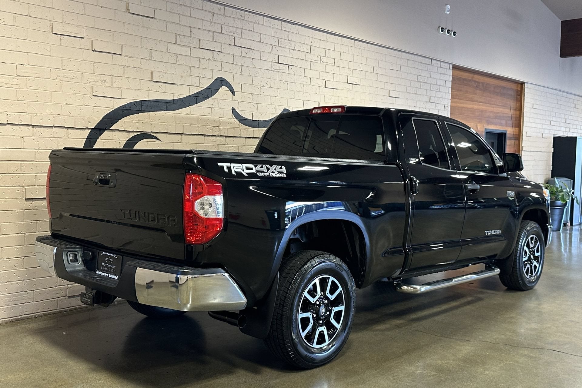 2016 Toyota Tundra SR5