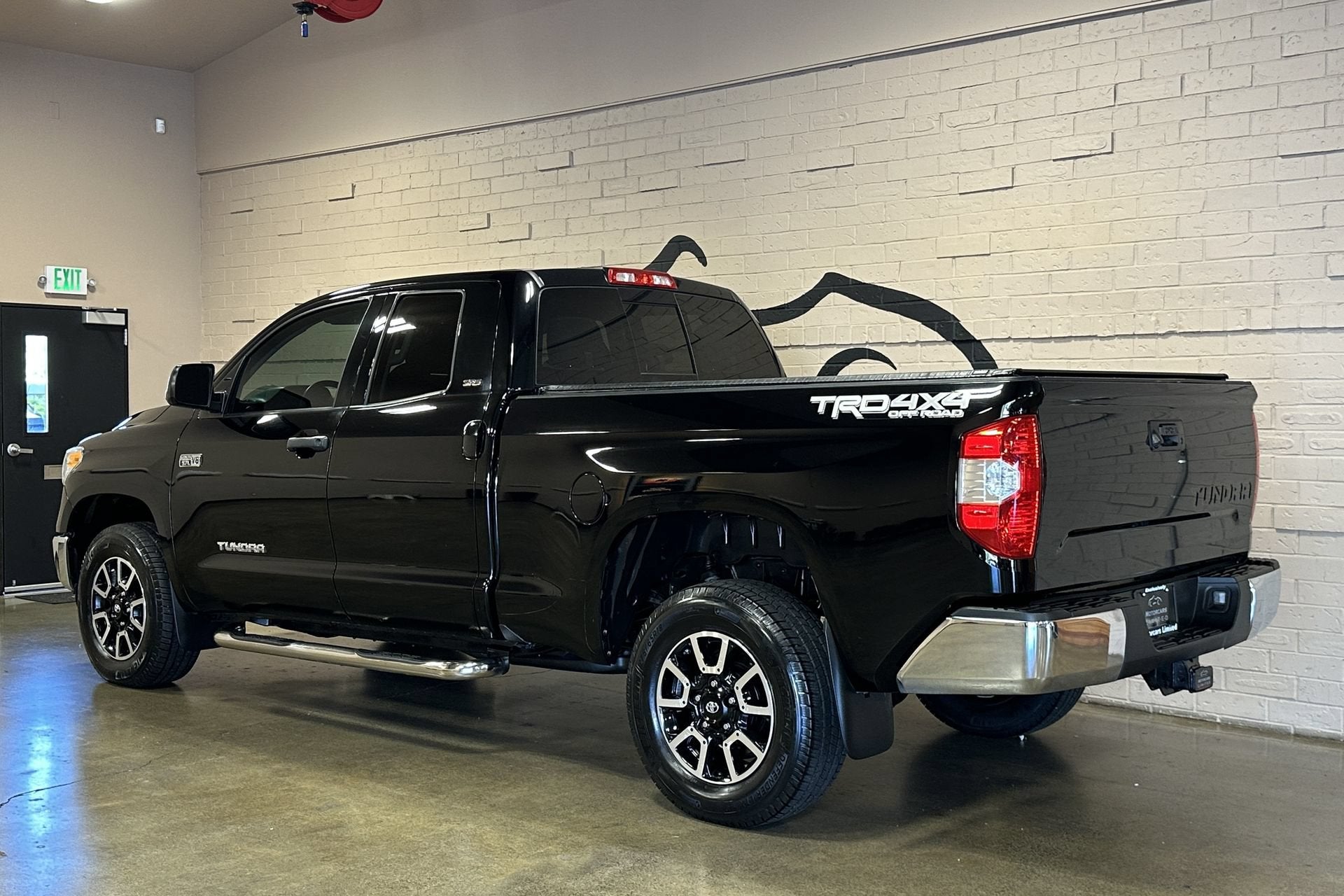 2016 Toyota Tundra SR5