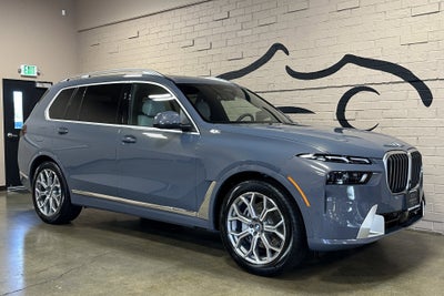 2025 BMW X7 xDrive40i