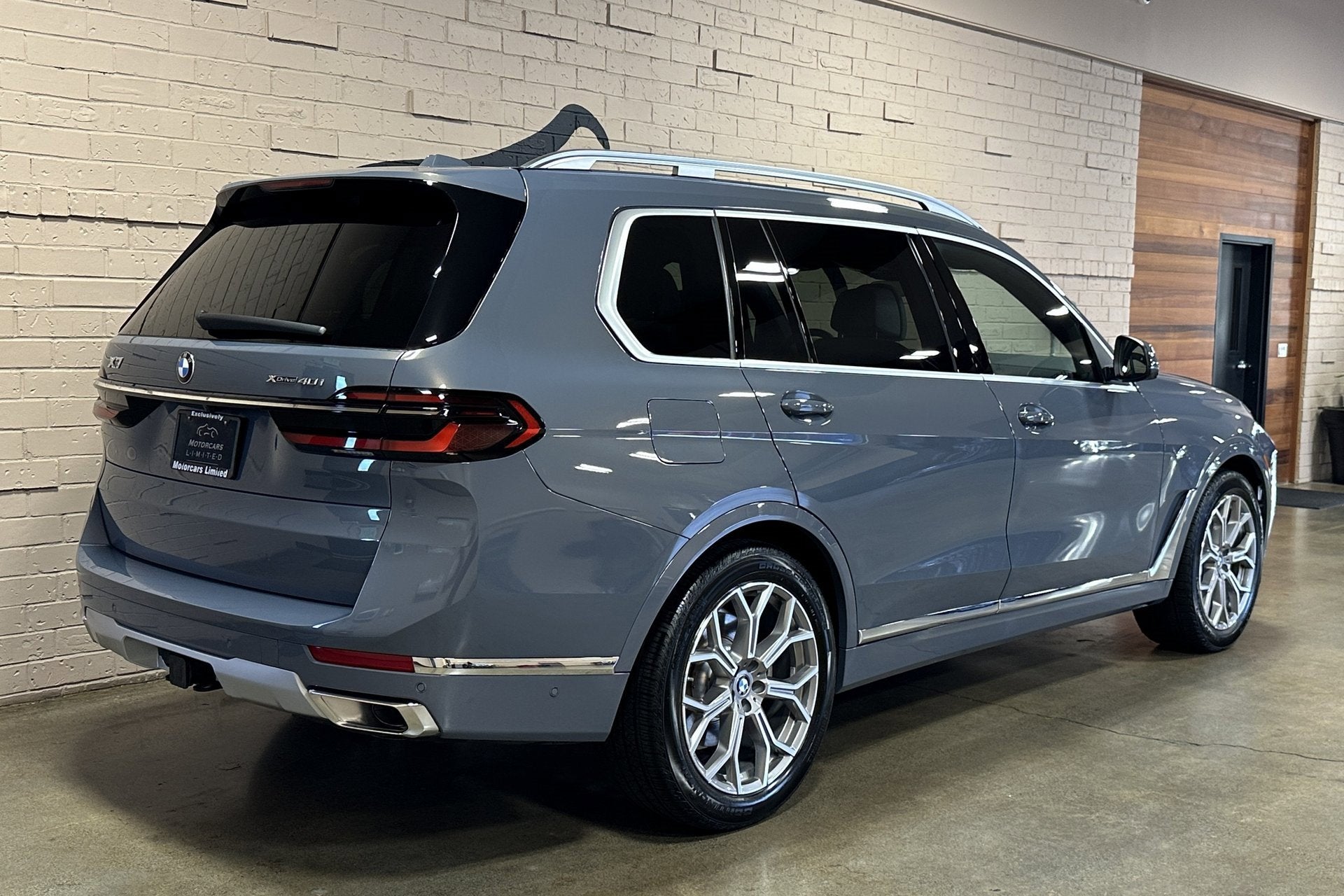 2025 BMW X7 xDrive40i