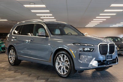 2025 BMW X7 xDrive40i