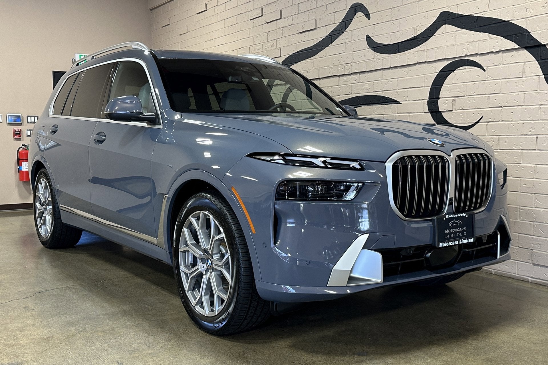 2025 BMW X7 xDrive40i