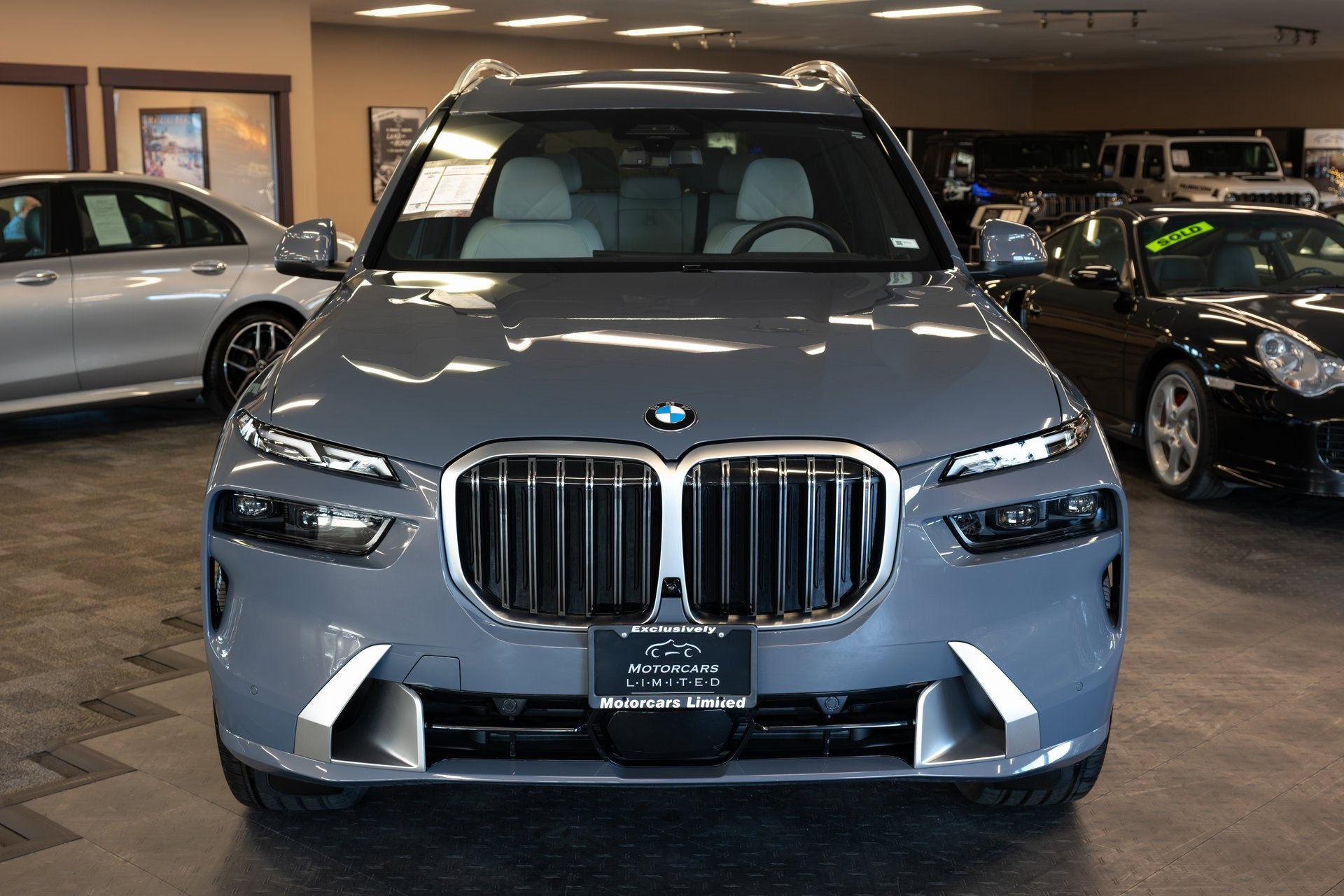 2025 BMW X7 xDrive40i