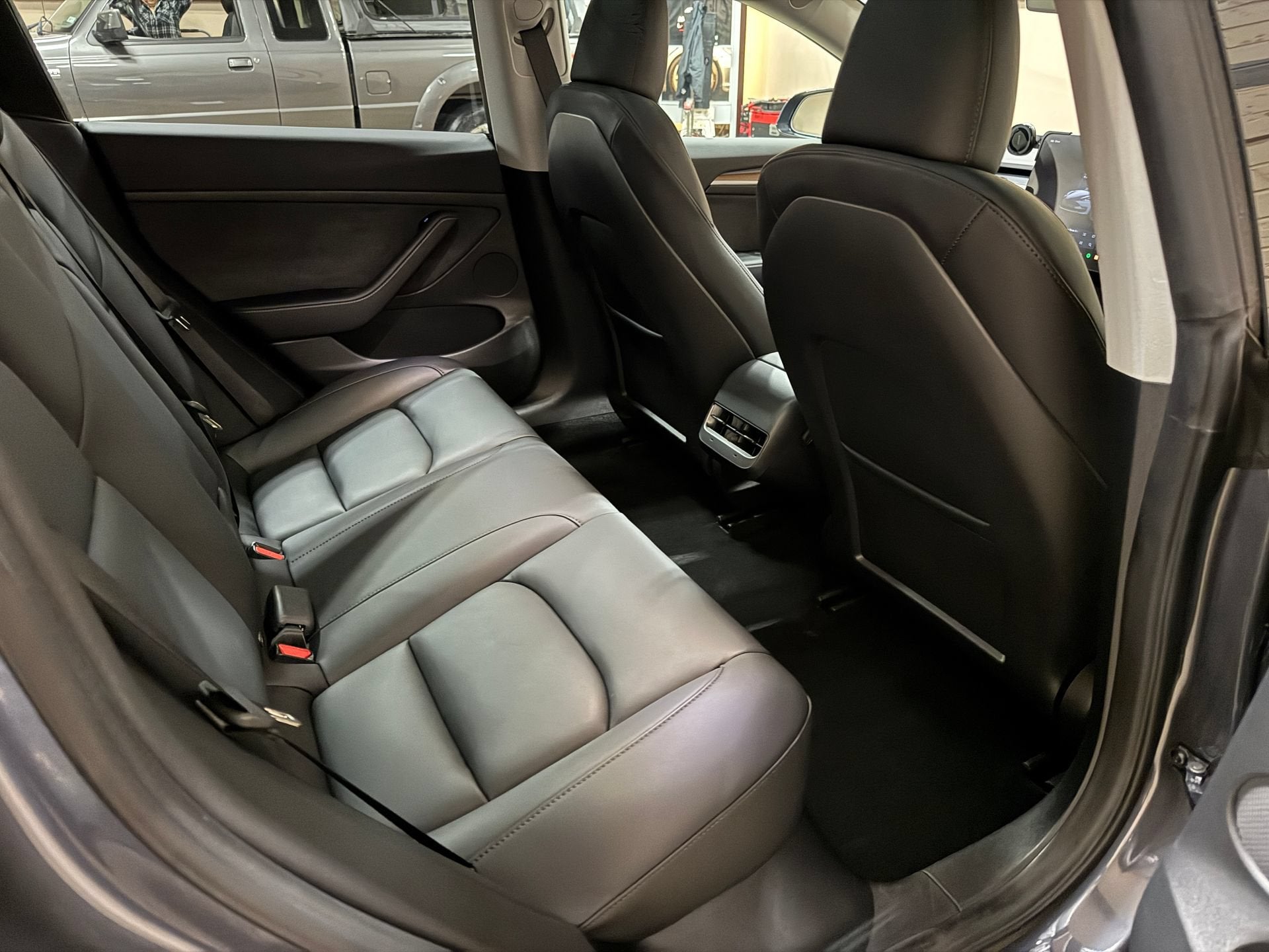 2023 Tesla Model 3 RWD