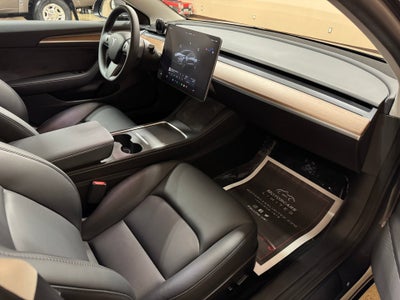 2023 Tesla Model 3 RWD