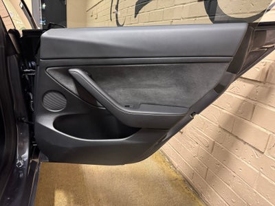 2023 Tesla Model 3 RWD