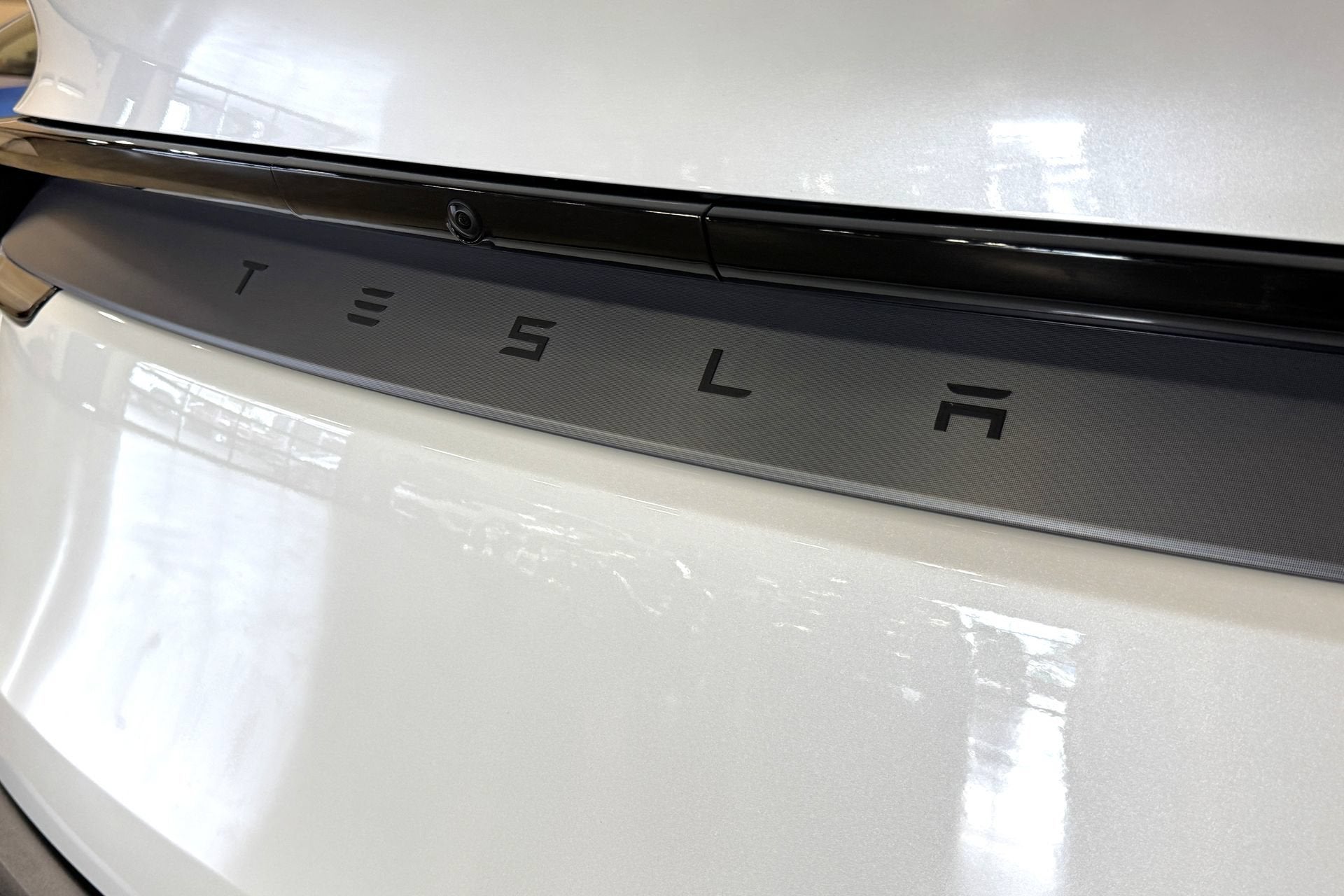 2026 Tesla Model Y Premium