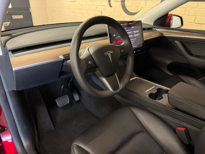 2024 Tesla Model Y Long Range