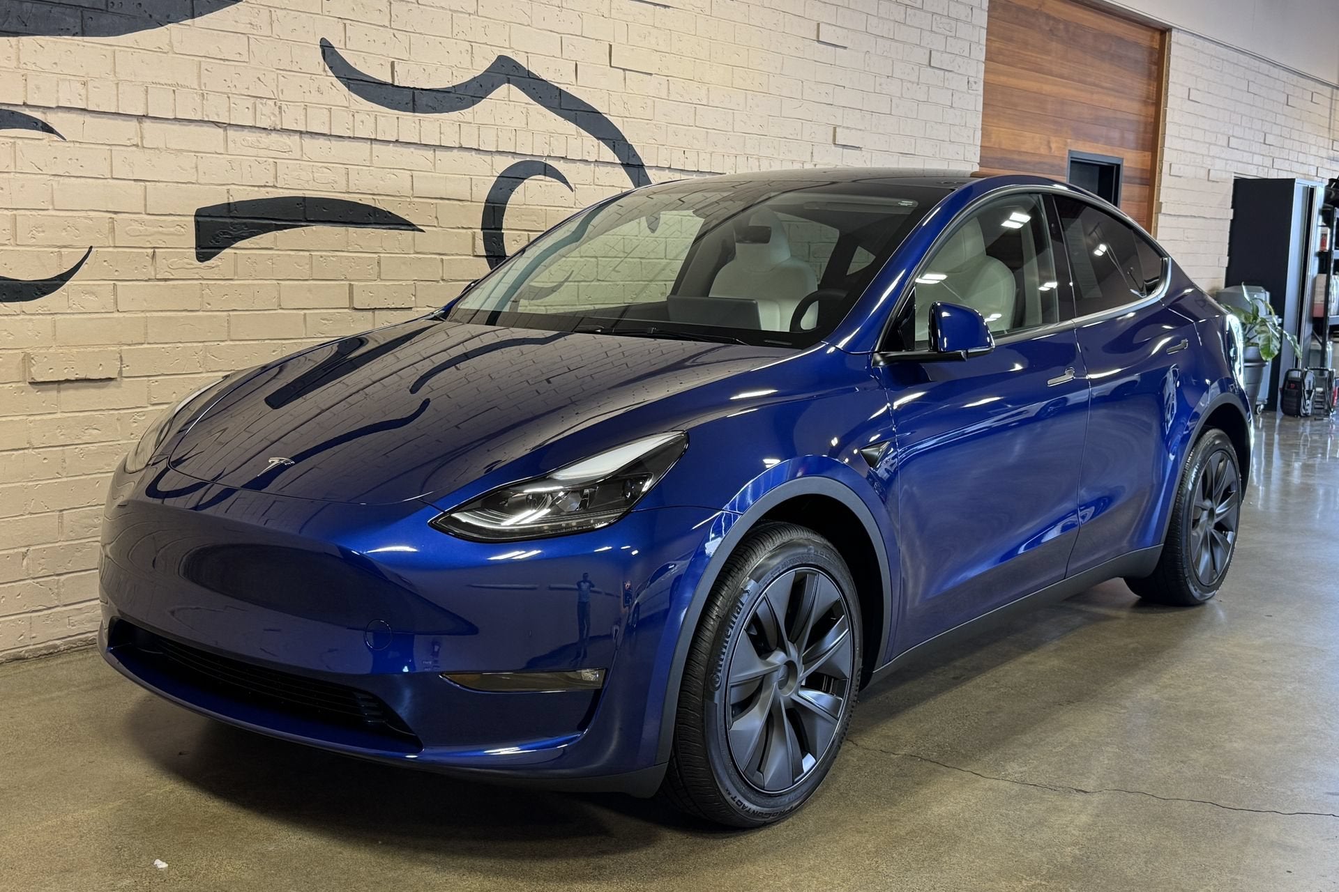 2025 Tesla Model Y Long Range