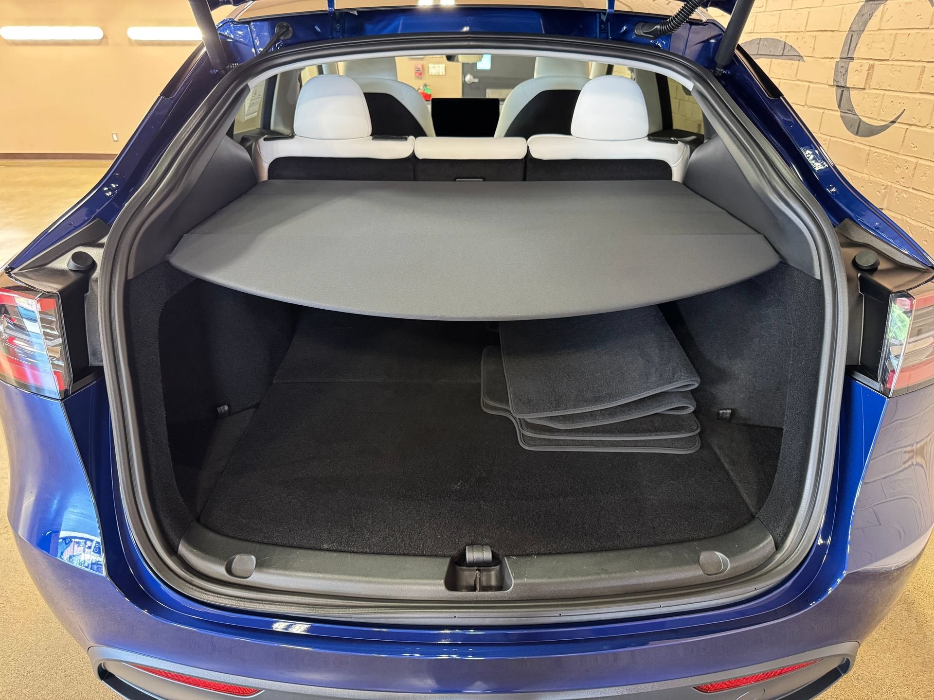 2025 Tesla Model Y Long Range