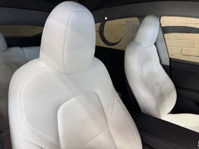 2025 Tesla Model Y Long Range