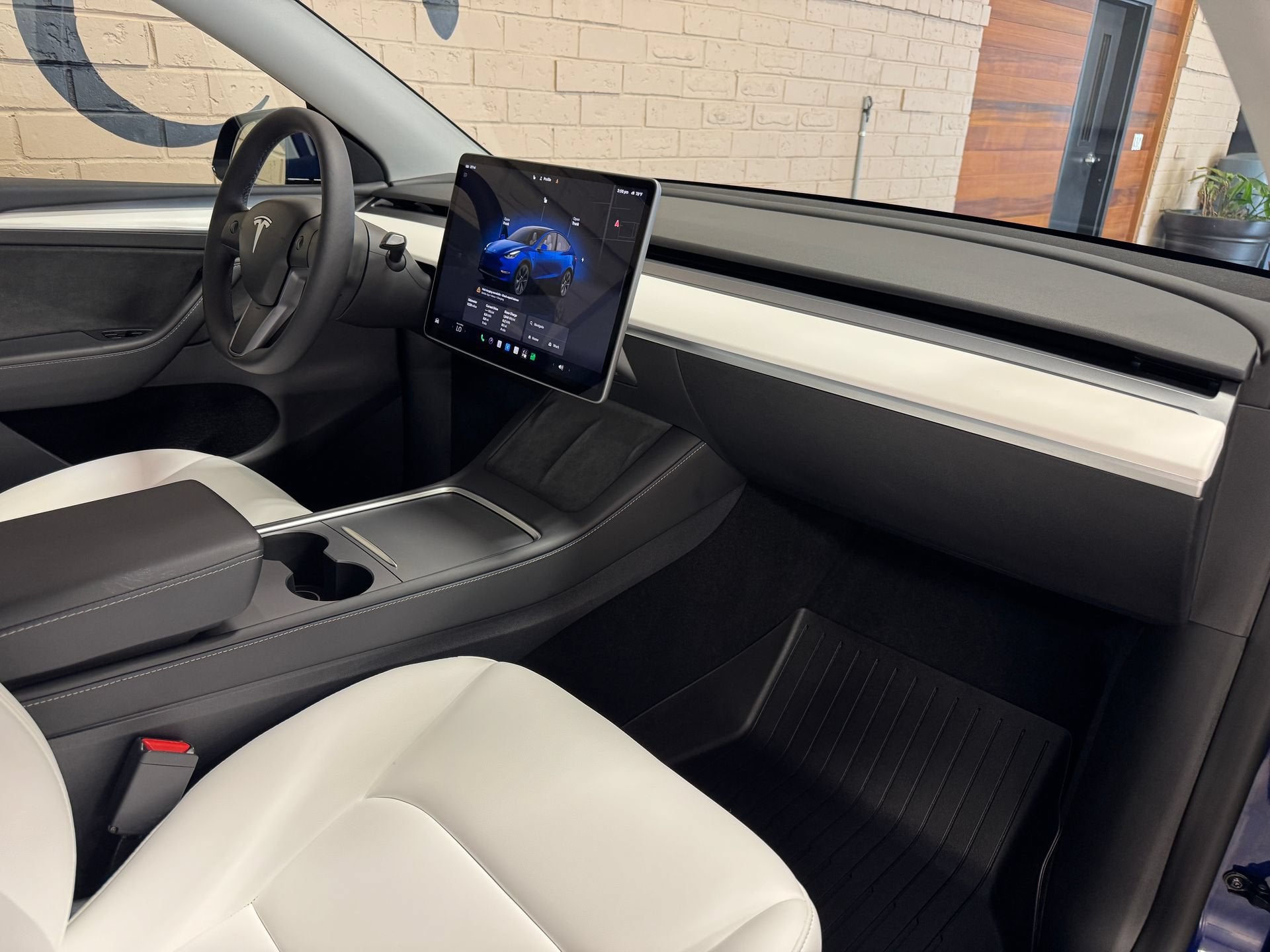 2025 Tesla Model Y Long Range