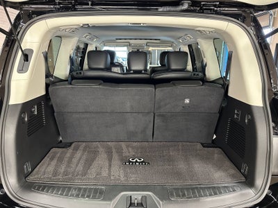2023 INFINITI QX80 LUXE