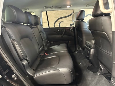 2023 INFINITI QX80 LUXE