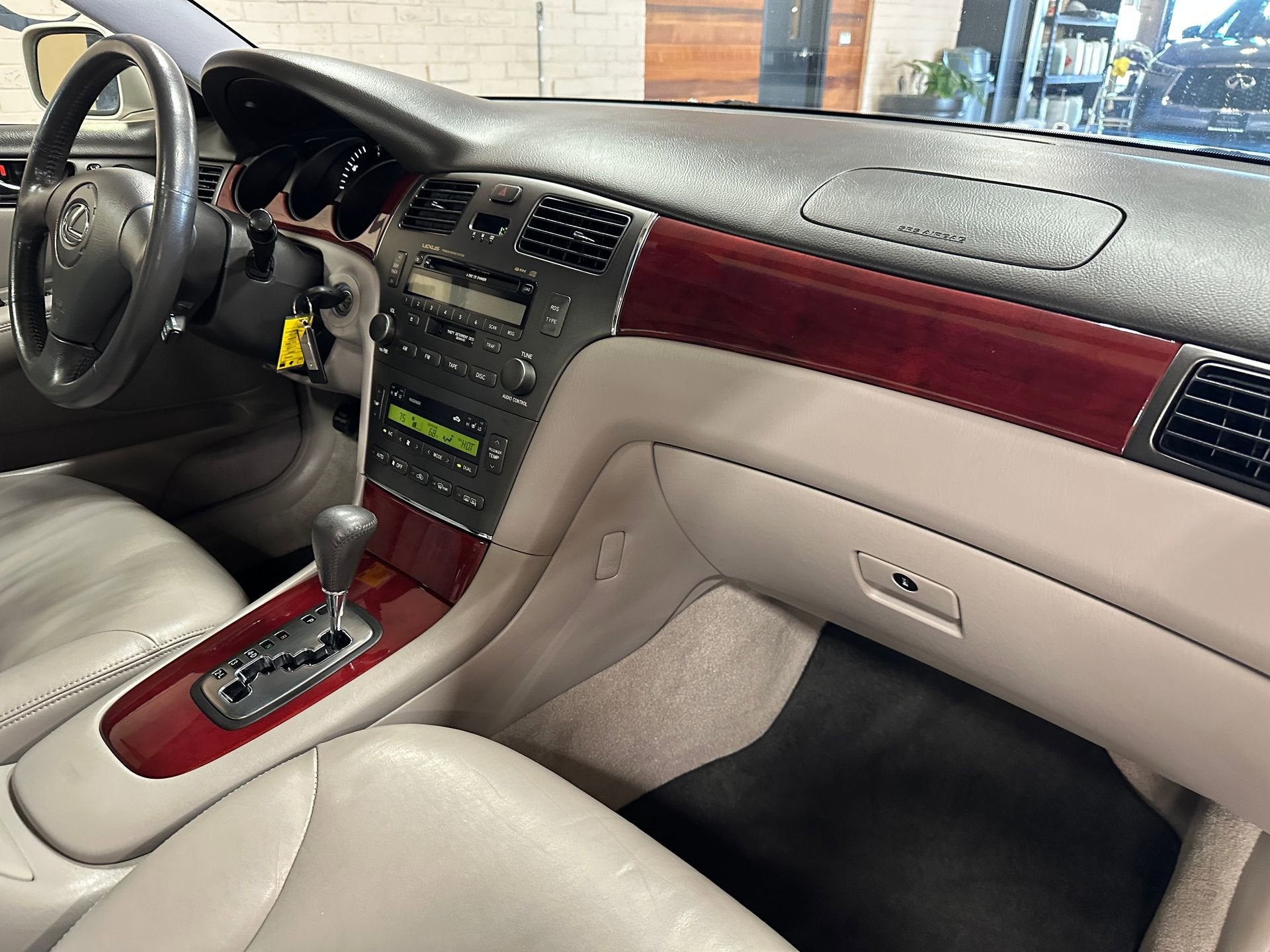 2002 Lexus ES 300