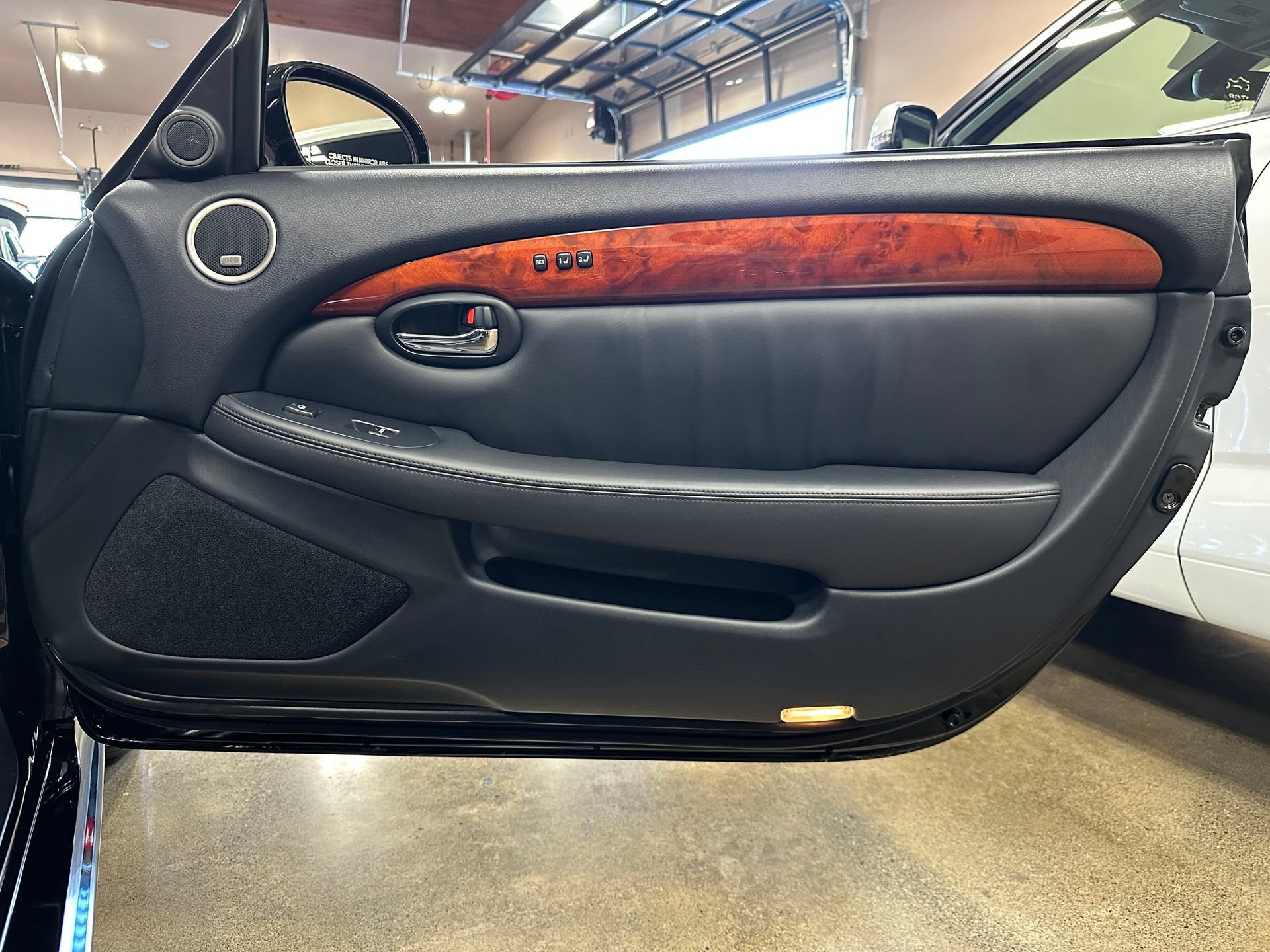 2002 Lexus SC 430