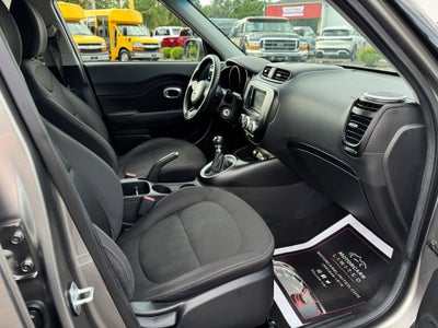 2015 Kia Soul Base