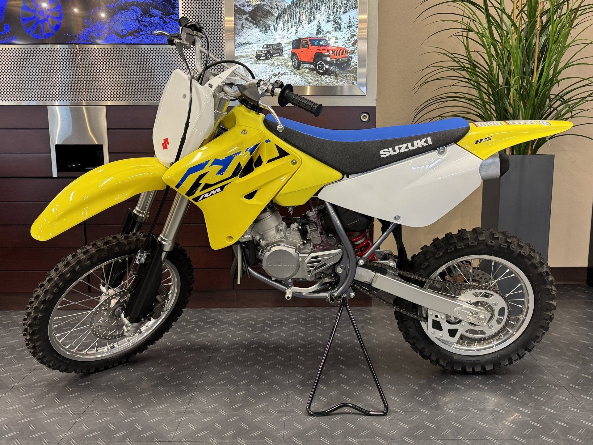 2023 Suzuki RM85 Base