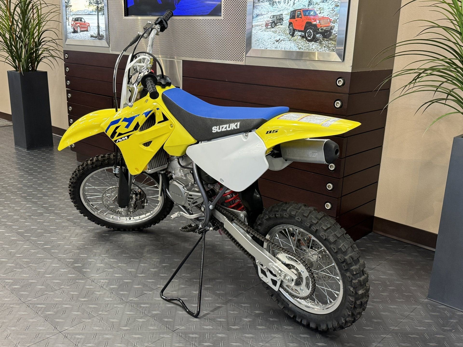 2023 Suzuki RM85 Base