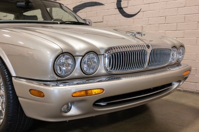 2001 Jaguar XJ8 Vanden Plas Supercharged