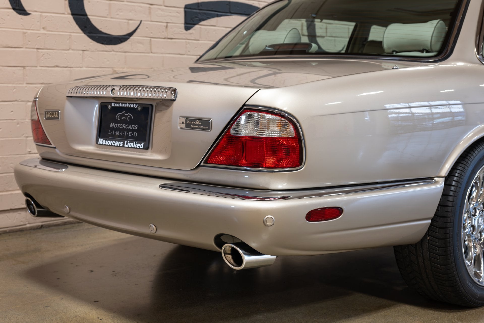2001 Jaguar XJ8 Vanden Plas Supercharged