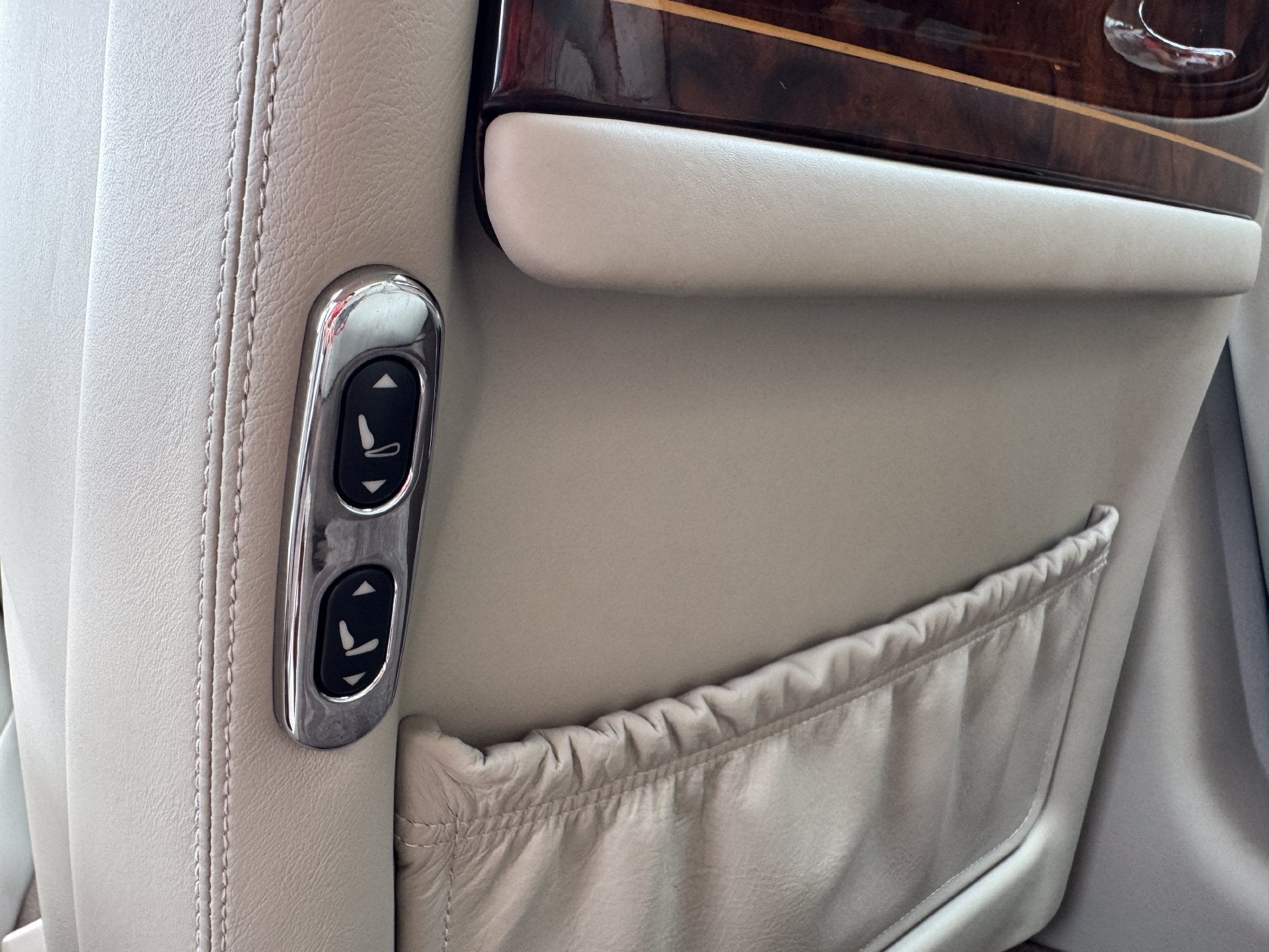 2001 Jaguar XJ8 Vanden Plas Supercharged