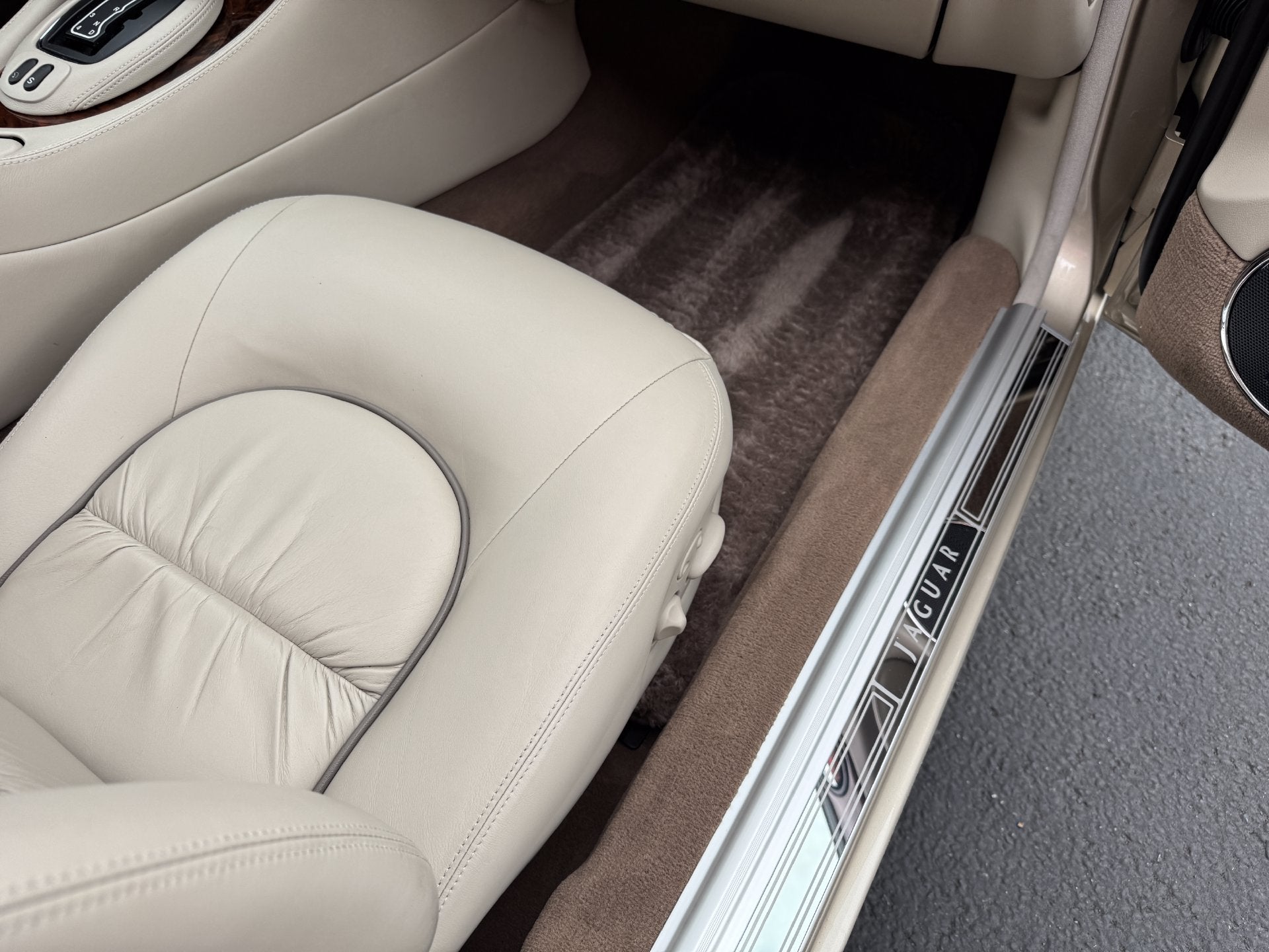 2001 Jaguar XJ8 Vanden Plas Supercharged