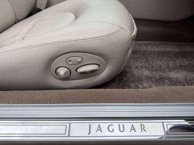 2001 Jaguar XJ8 Vanden Plas Supercharged