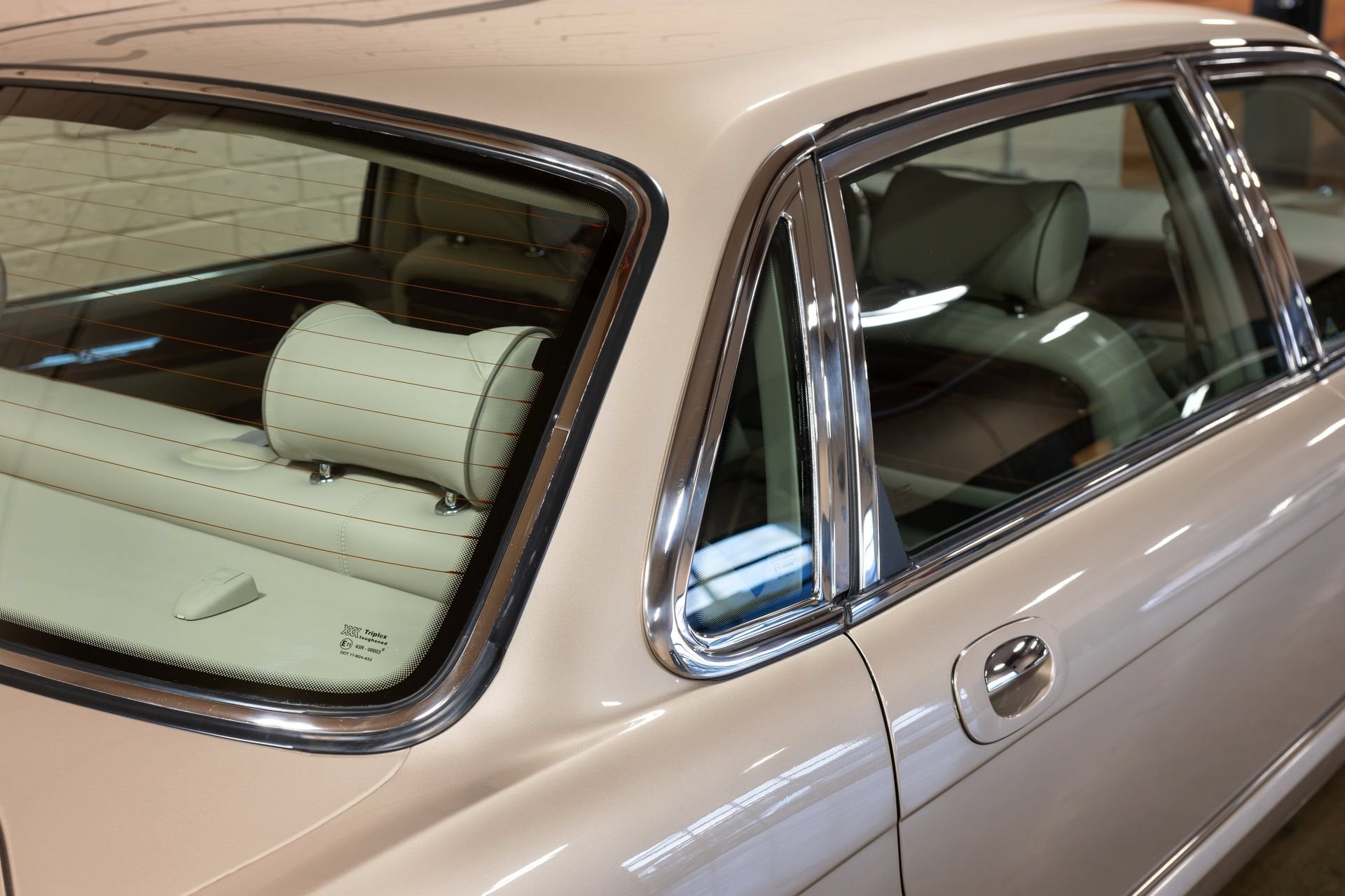 2001 Jaguar XJ8 Vanden Plas Supercharged