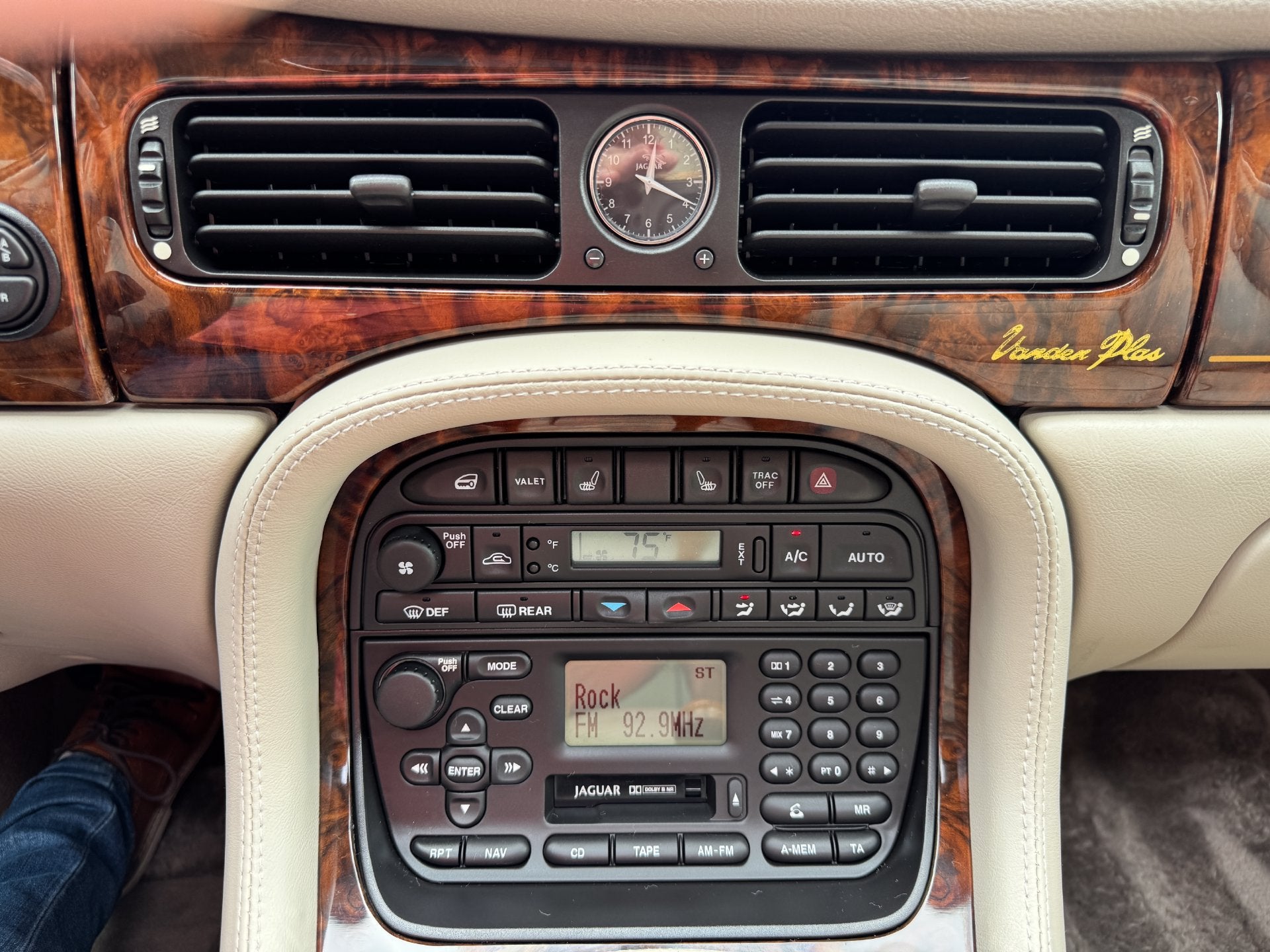 2001 Jaguar XJ8 Vanden Plas Supercharged