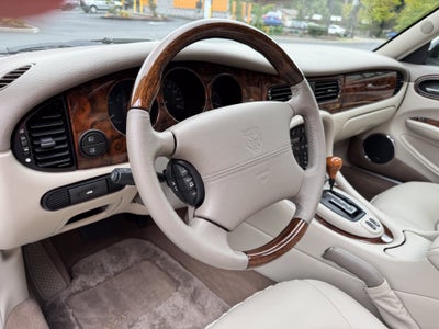 2001 Jaguar XJ8 Vanden Plas Supercharged