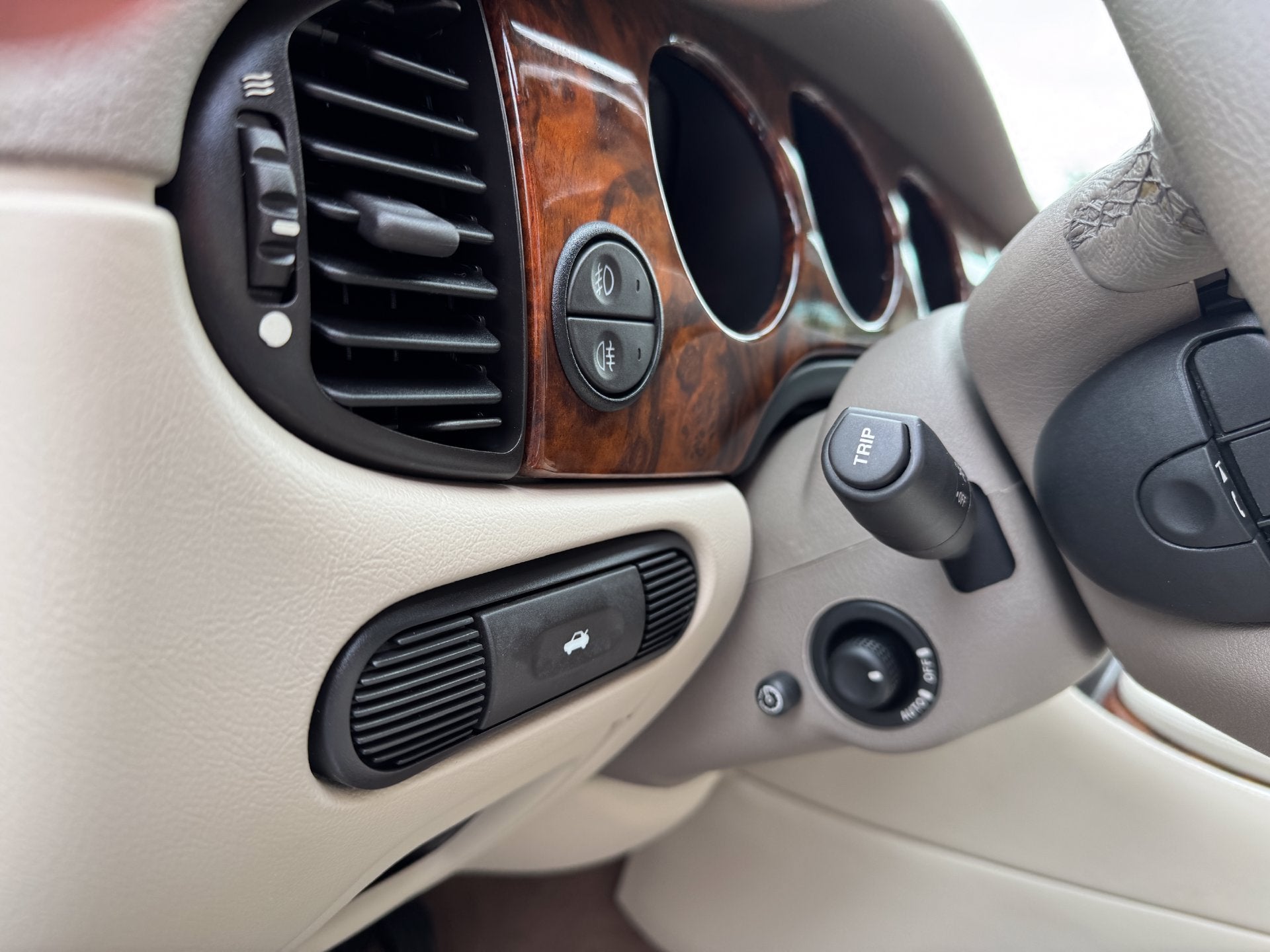 2001 Jaguar XJ8 Vanden Plas Supercharged