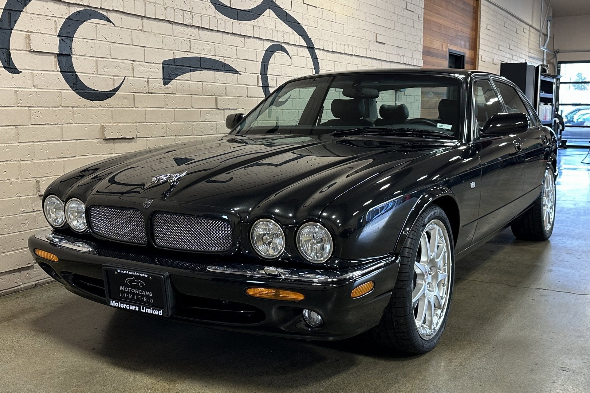 2002 Jaguar XJ XJR