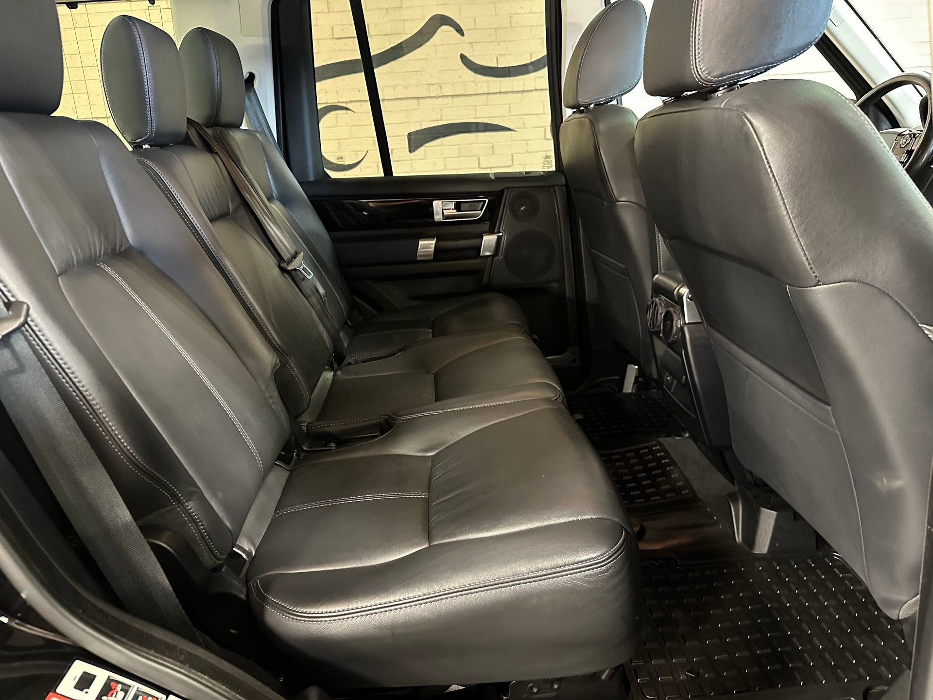 2016 Land Rover LR4 HSE LUX