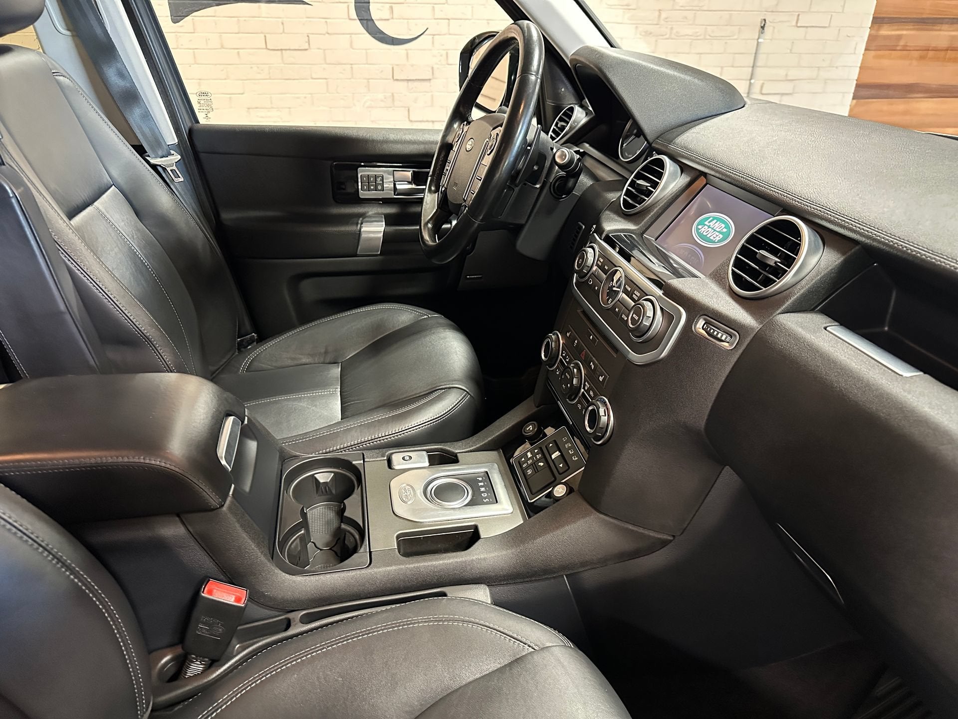 2016 Land Rover LR4 HSE LUX