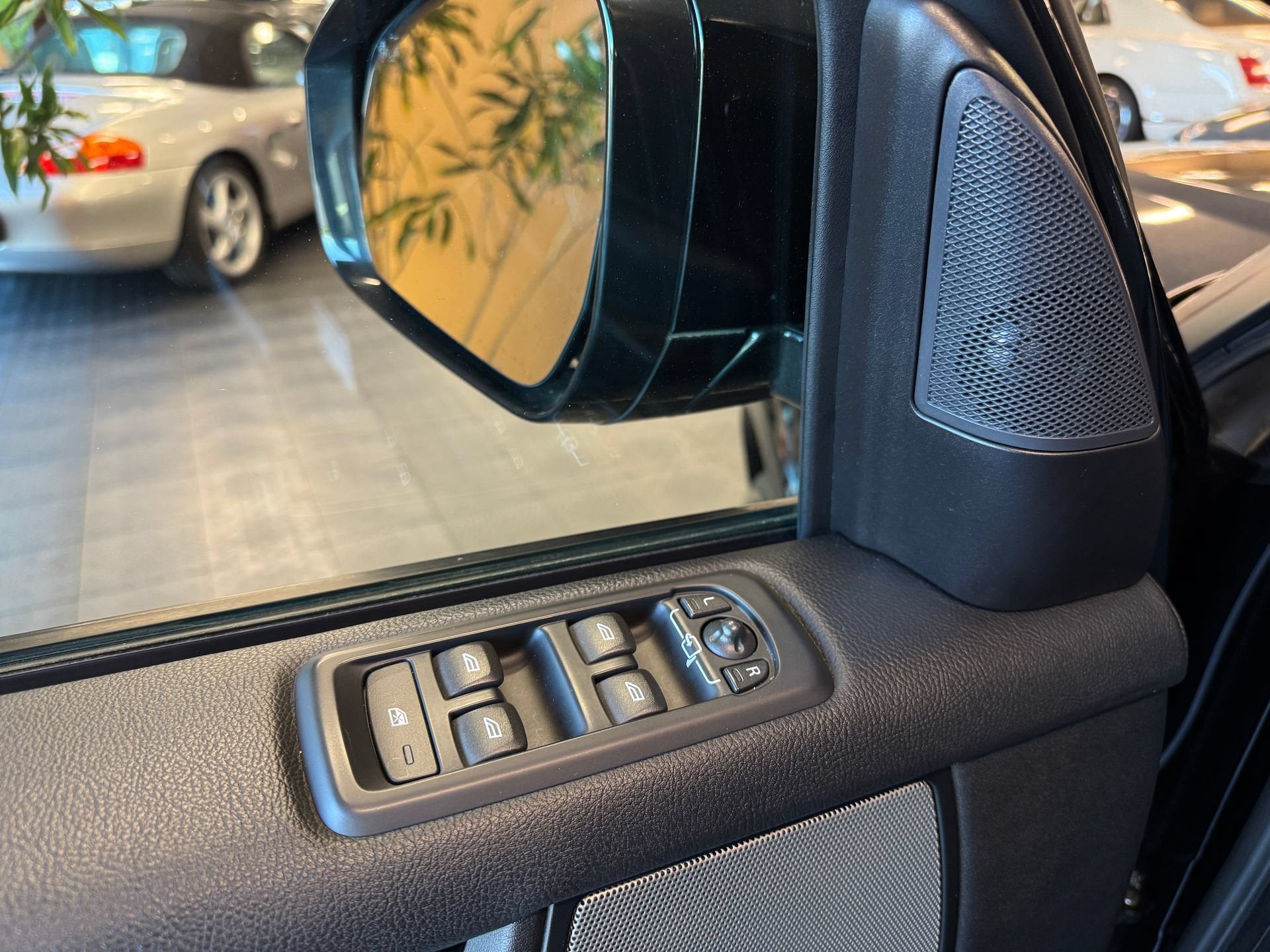 2016 Land Rover LR4 HSE