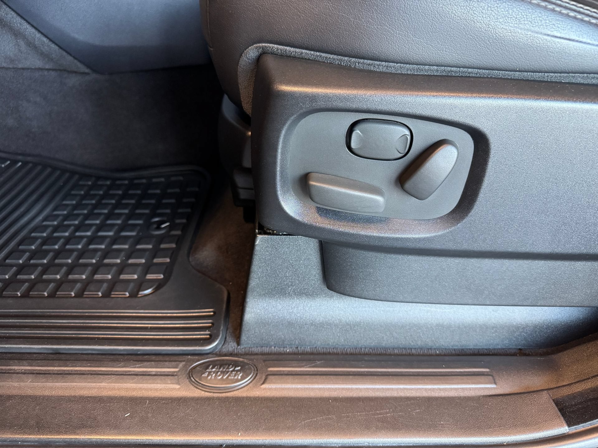 2016 Land Rover LR4 HSE