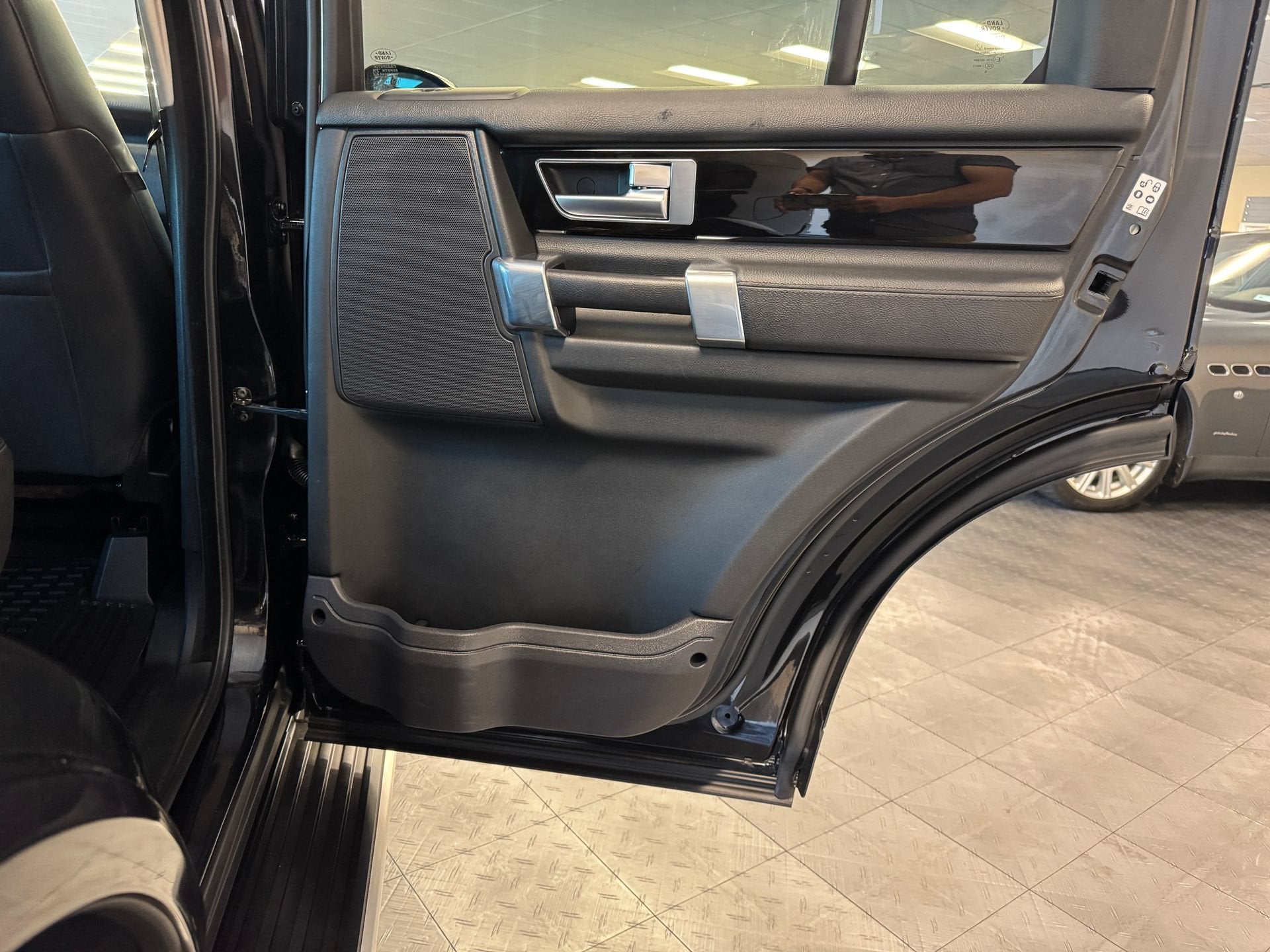 2016 Land Rover LR4 HSE