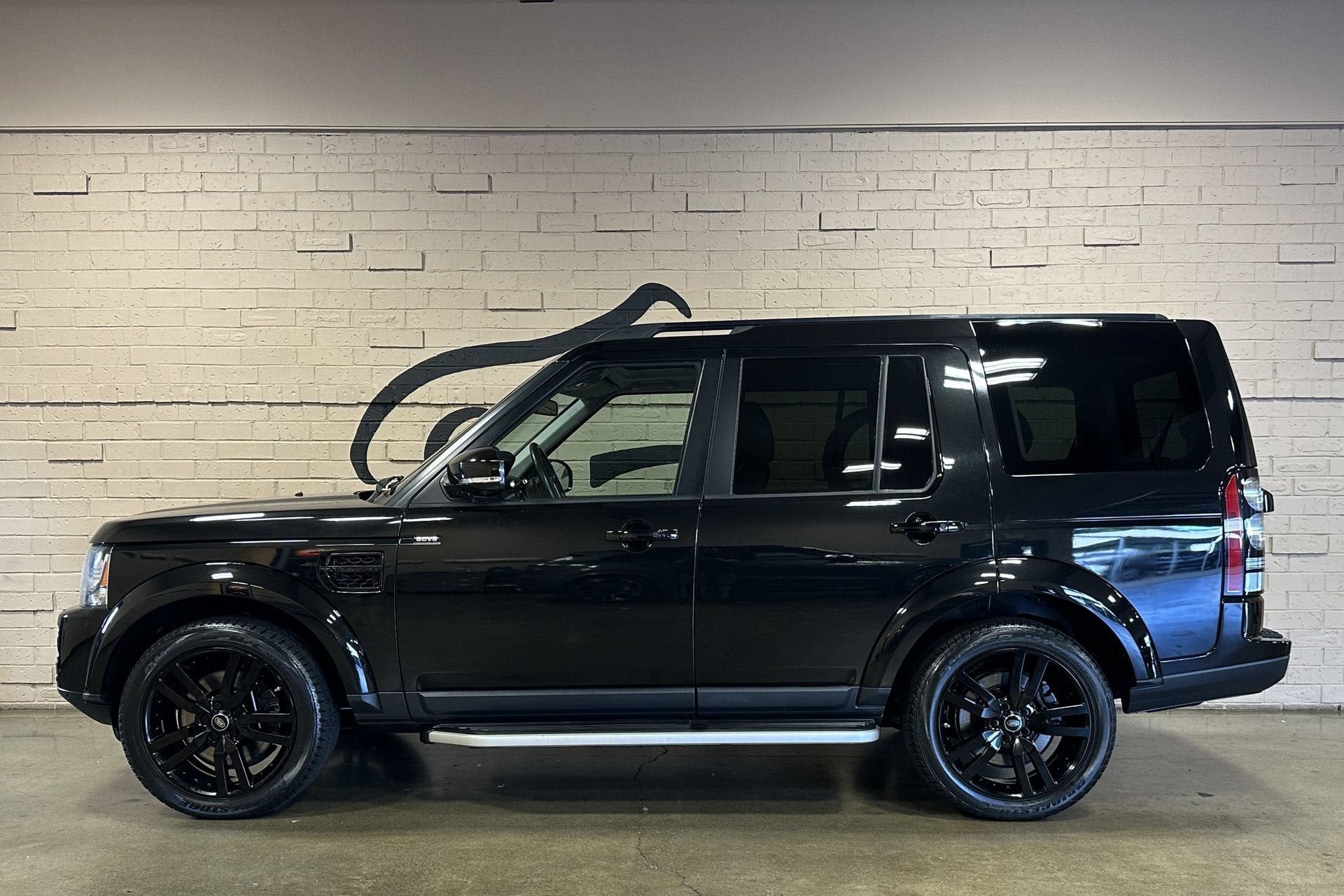 2016 Land Rover LR4 HSE LUX