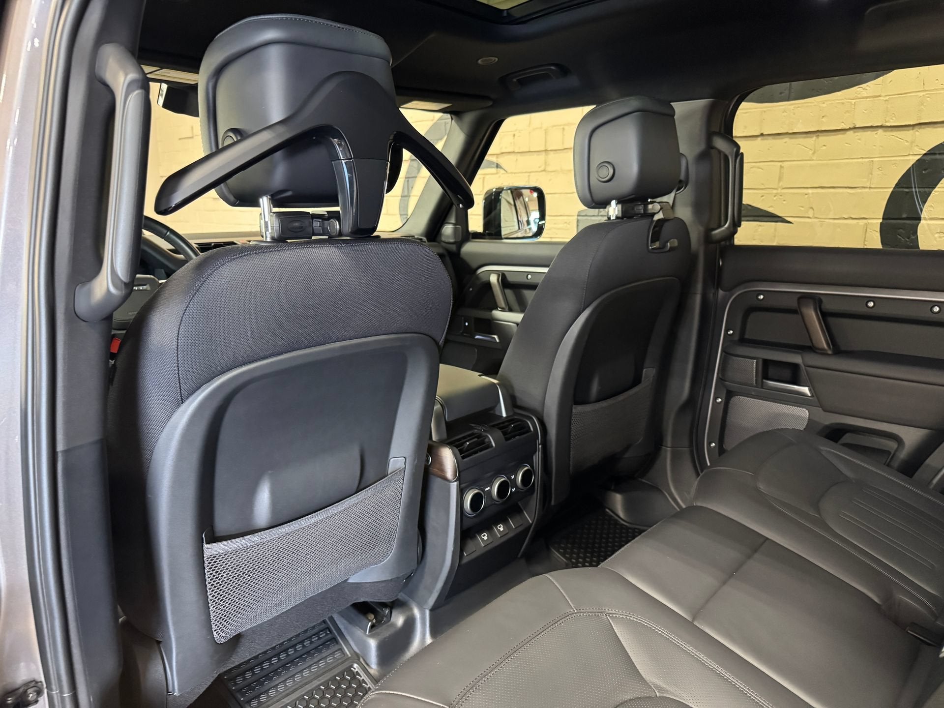 2024 Land Rover Defender 110 X