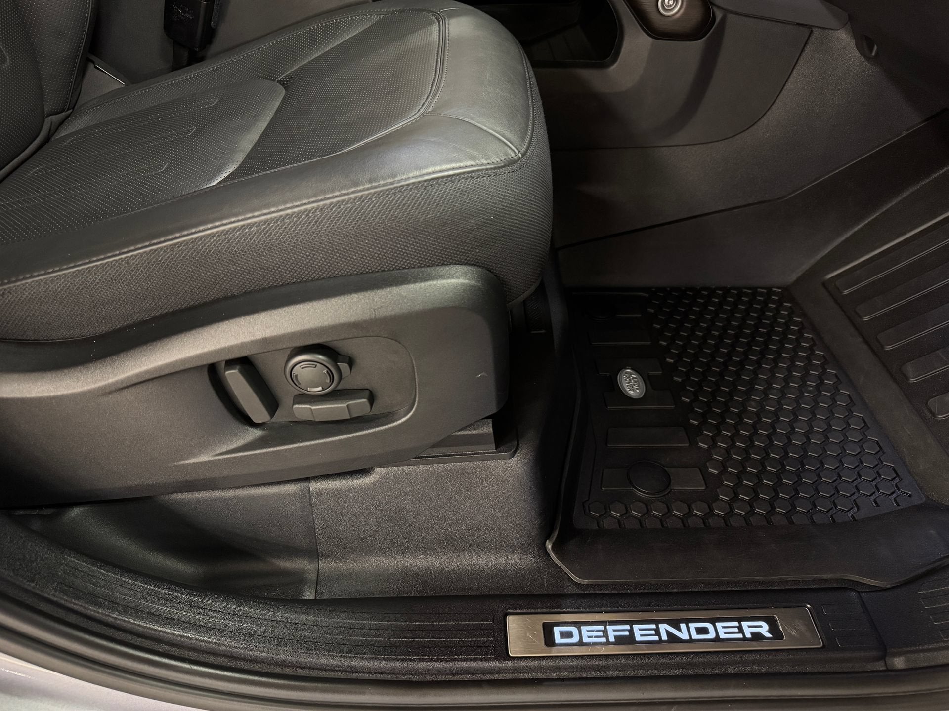2024 Land Rover Defender 110 X