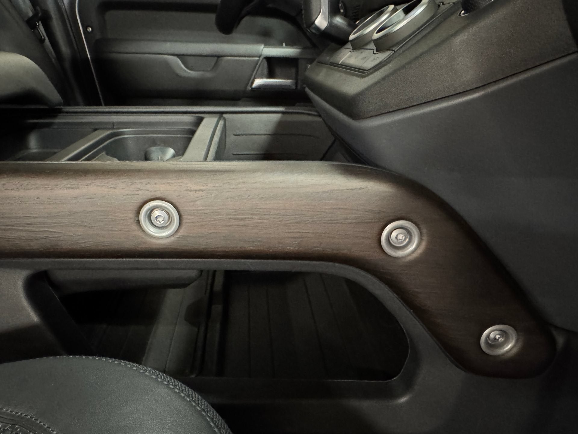 2024 Land Rover Defender 110 X