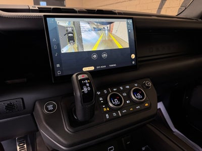 2024 Land Rover Defender 110 X