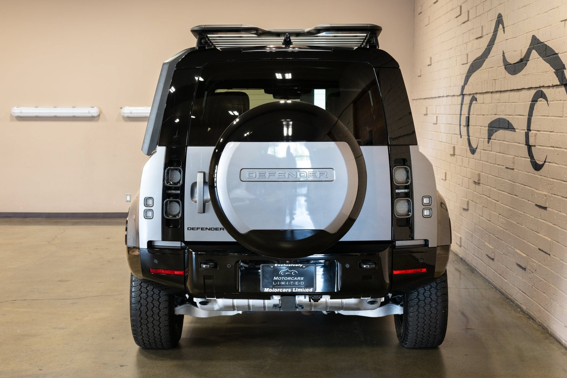 2024 Land Rover Defender 110 X