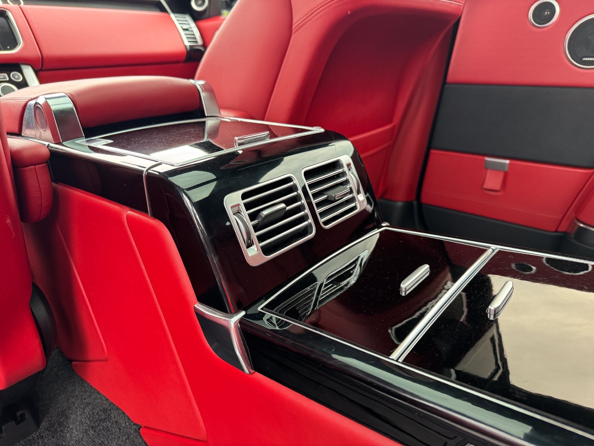 2015 Land Rover Range Rover 5.0L V8 Supercharged Autobiography